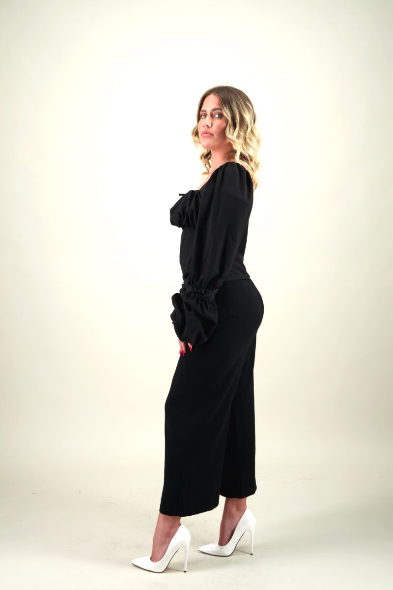 vitrine-marie-jeanne-profil-blonde