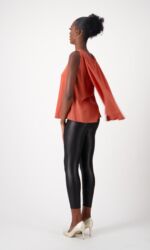 vitrine-veronique-houssin-dos-anne-marie